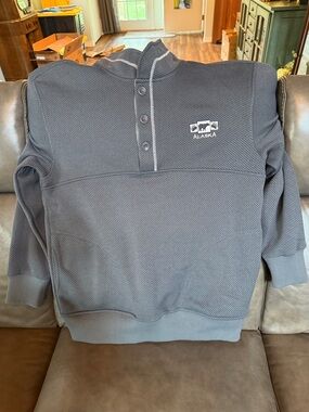 Alaska Men's Quarter-Button Pullover Sweater - Charcoal Gray